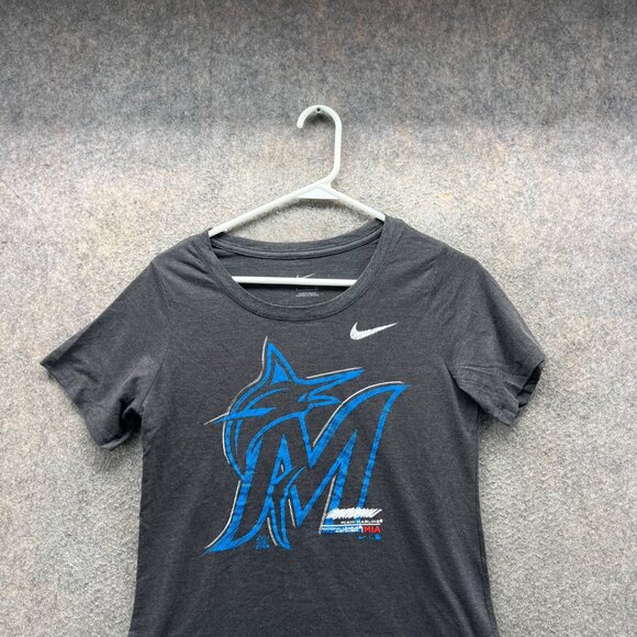 Miami Marlins Shirt Womens Small Charcoal Gray Nike Big Graphic Print Tee - Picture 9 of 11